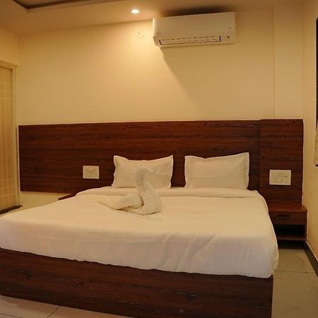 Super Townhouse Shivamogga Formerly Karthik Bhavan Exterior photo